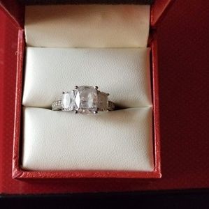 Cz 3 stone ring from berricle.